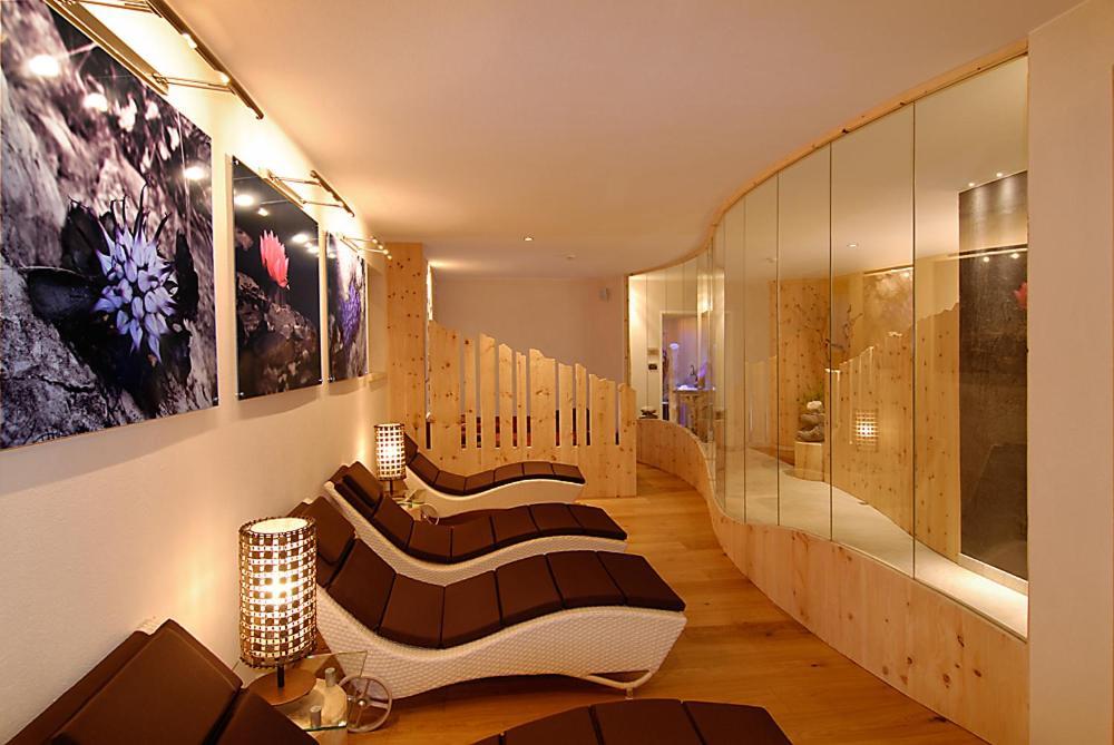 Hotel Talblick Ortisei Zewnętrze zdjęcie