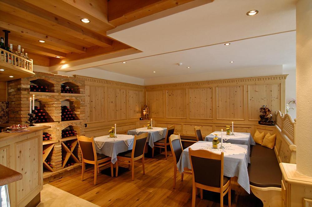 Hotel Talblick Ortisei Zewnętrze zdjęcie
