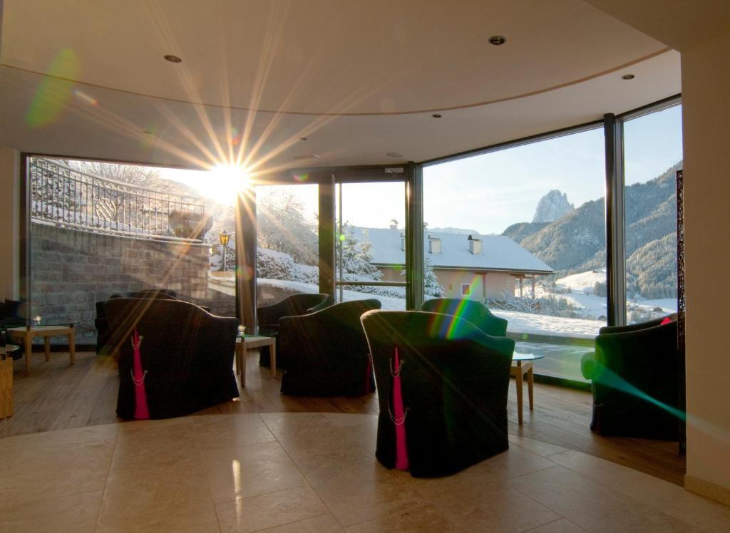 Hotel Talblick Ortisei Zewnętrze zdjęcie